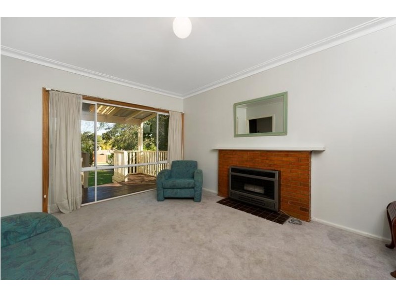 6 Stewart Street, Burwood VIC 3125