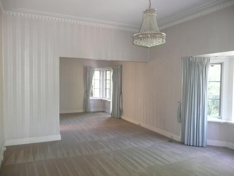 71 Valley Parade, Glen Iris VIC 3146