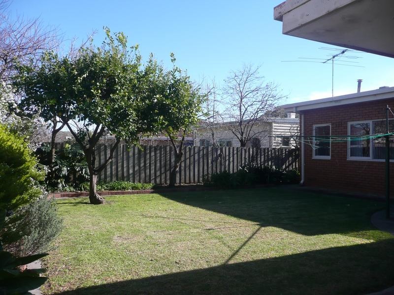 4 Hyslop Street, Glen Iris VIC 3146