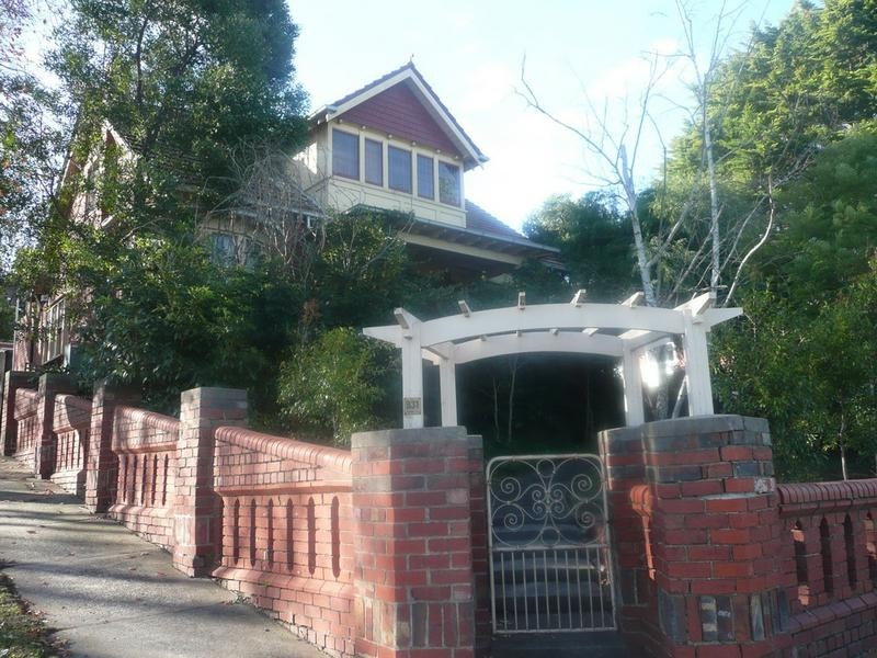 931 Toorak Road (cnr Rowell Ave), Camberwell VIC 3124