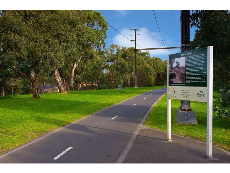 2/69 ASHBURN GROVE, Ashburton VIC 3147