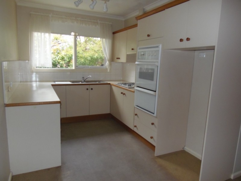 2/145 Through Road, Camberwell VIC 3124