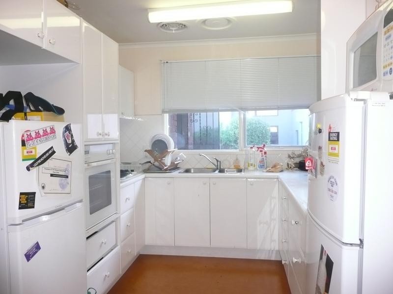 2/28 Hillside Parade, Glen Iris VIC 3146