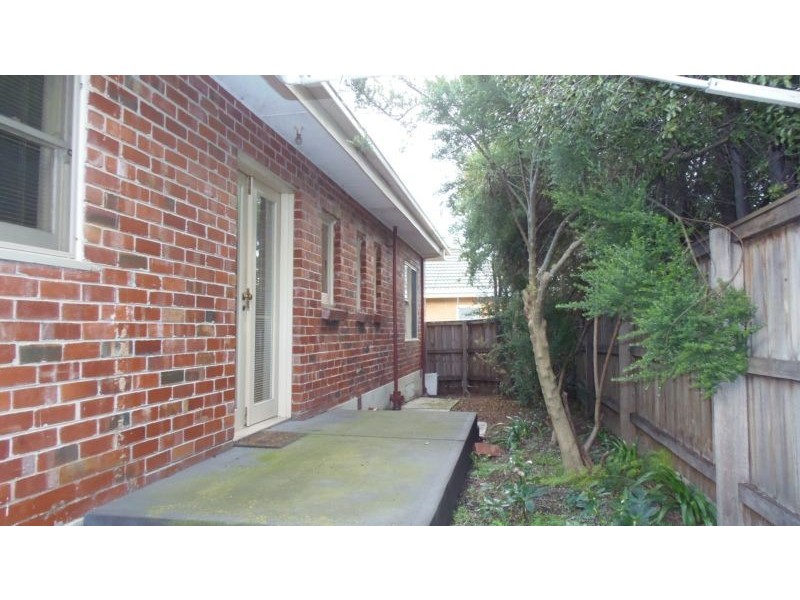 1/4 Douglas Street, Ashwood VIC 3147
