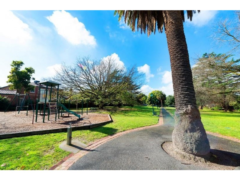 1/80 Bowen Street, Camberwell VIC 3124