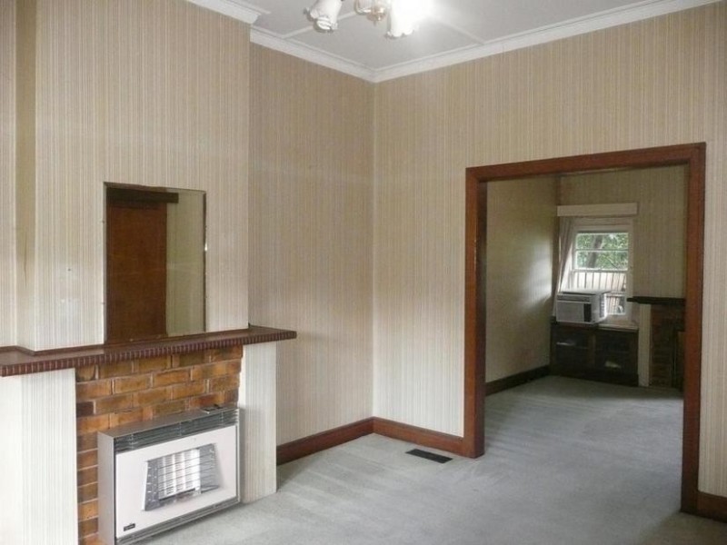 2 Grandview Avenue, Glen Iris VIC 3146