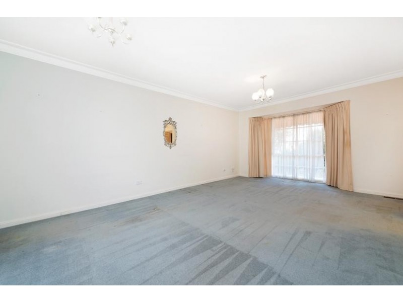 2/31 CARRAMAR AVENUE, Camberwell VIC 3124