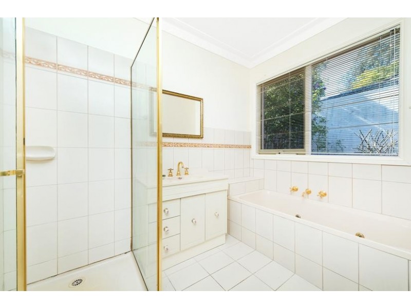 2/31 CARRAMAR AVENUE, Camberwell VIC 3124