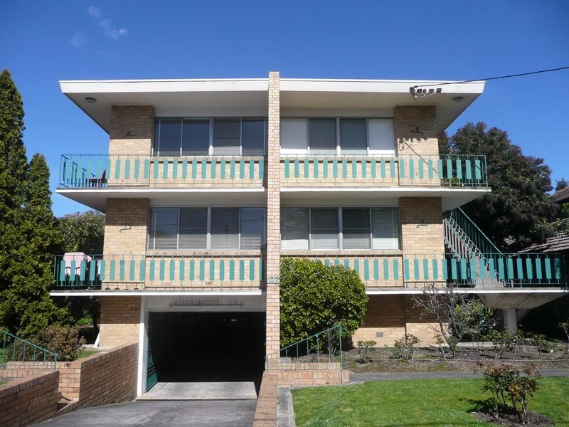 2/102 Bath Road, Glen Iris VIC 3146