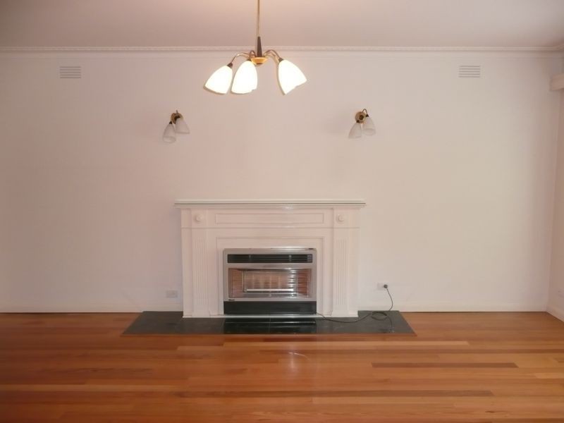 2/23 Seymour Grove, Camberwell VIC 3124