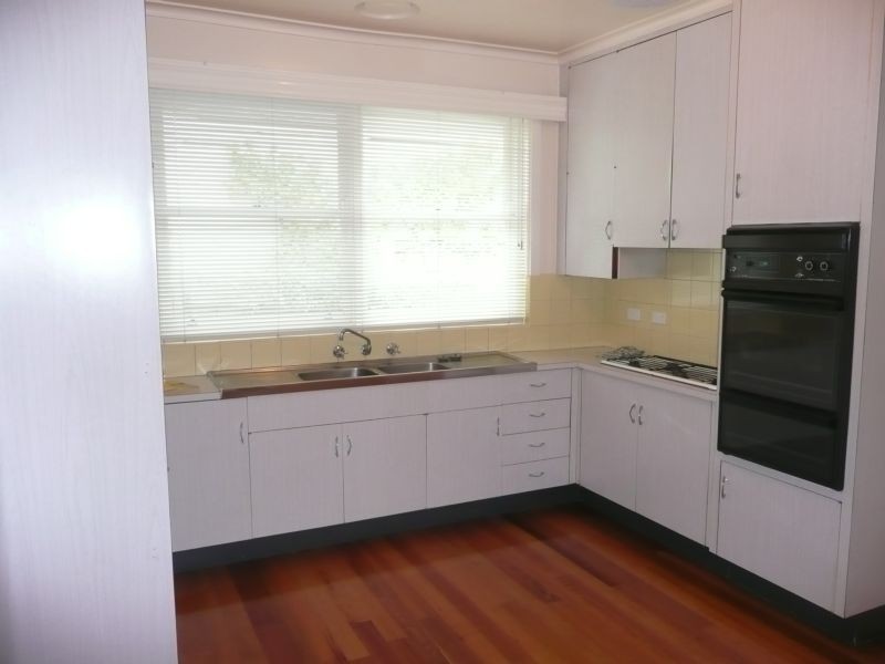 2/23 Seymour Grove, Camberwell VIC 3124
