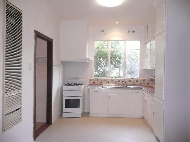 34 Uganda Street, Burwood VIC 3125