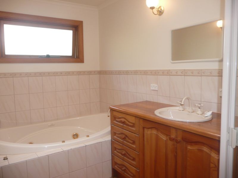 35 Bruce Street, Malvern East VIC 3145