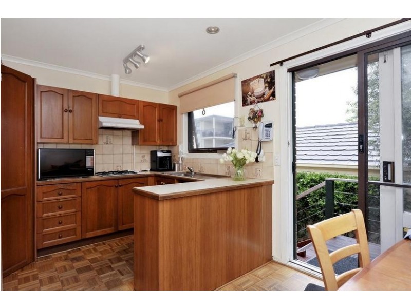 7/383 Warrigal Road, Burwood VIC 3125