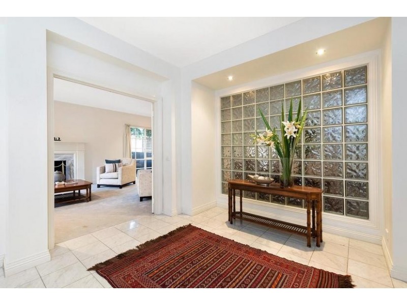 10 Malvern Avenue, Glen Iris VIC 3146