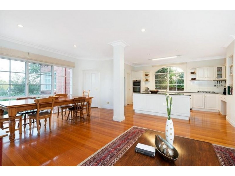 10 Malvern Avenue, Glen Iris VIC 3146