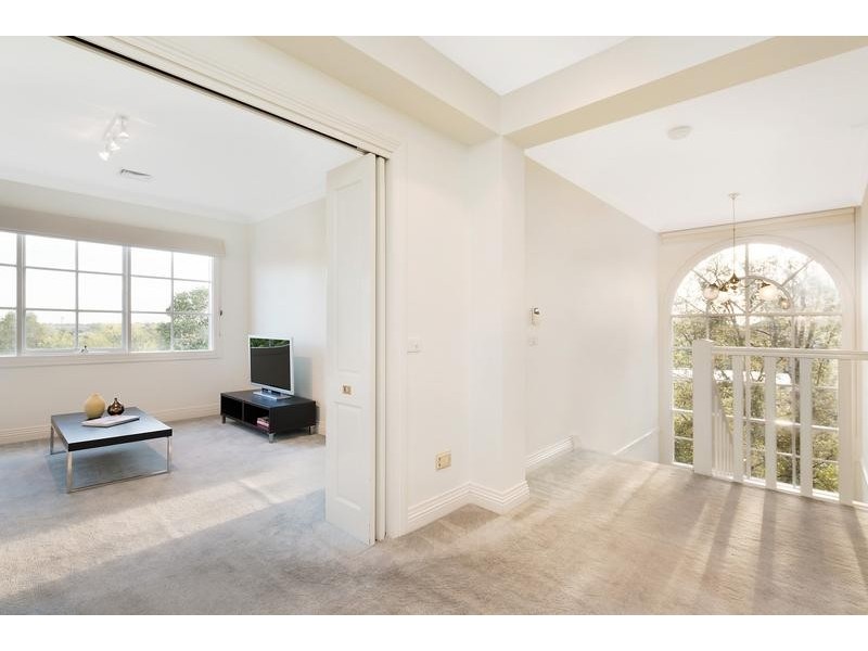 10 Malvern Avenue, Glen Iris VIC 3146