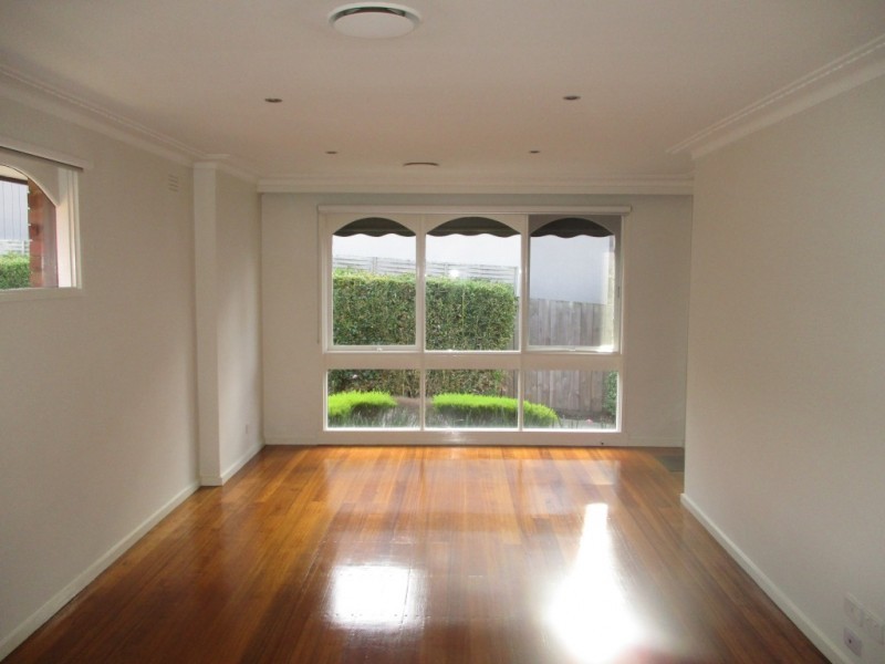 2/28 Hillside Parade, Glen Iris VIC 3146