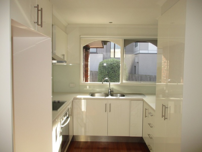 2/28 Hillside Parade, Glen Iris VIC 3146