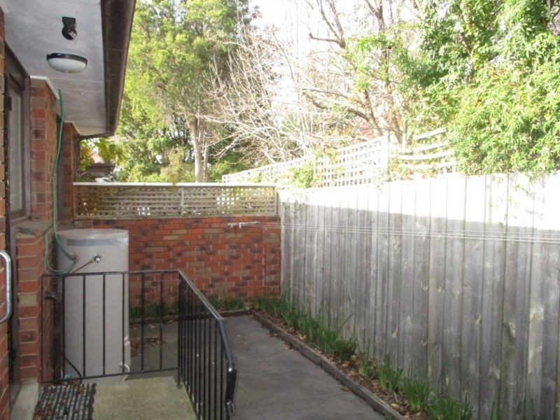 2/28 Hillside Parade, Glen Iris VIC 3146