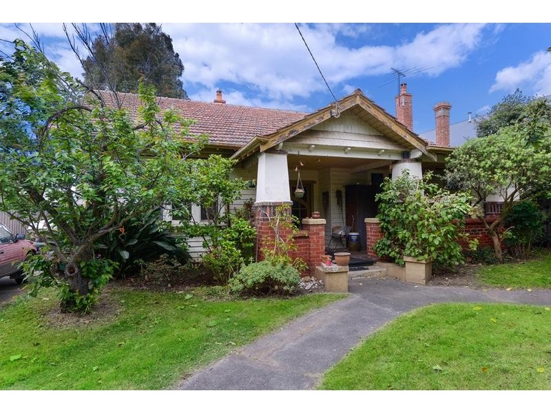 8 Donna Buang Street, Camberwell VIC 3124