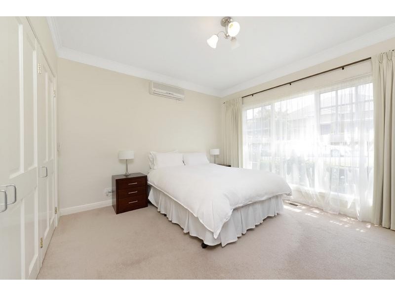 1 Saxby Road, Glen Iris VIC 3146