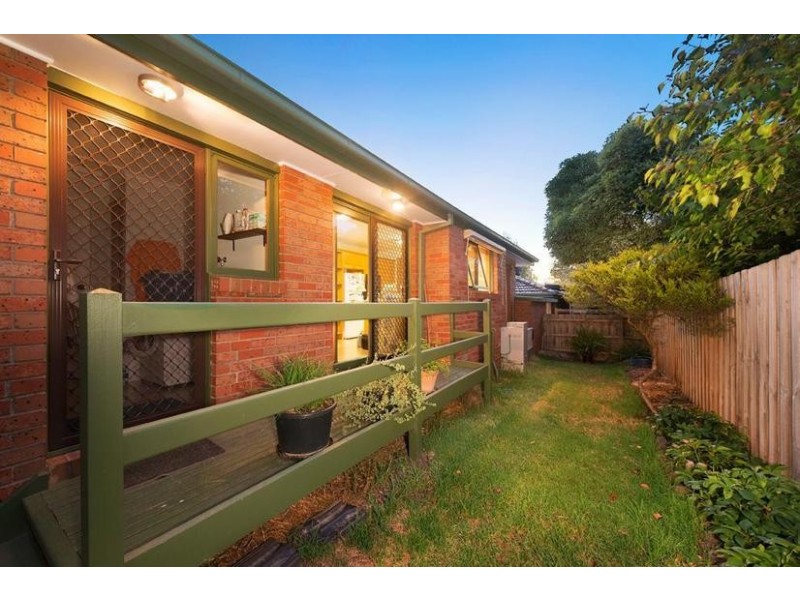2/57 Ashburn Grove, Ashburton VIC 3147