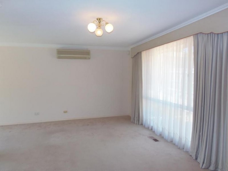 3/10 Renown Street, Burwood VIC 3125