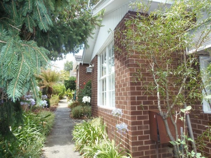 2/2 Dryden Street, Canterbury VIC 3126