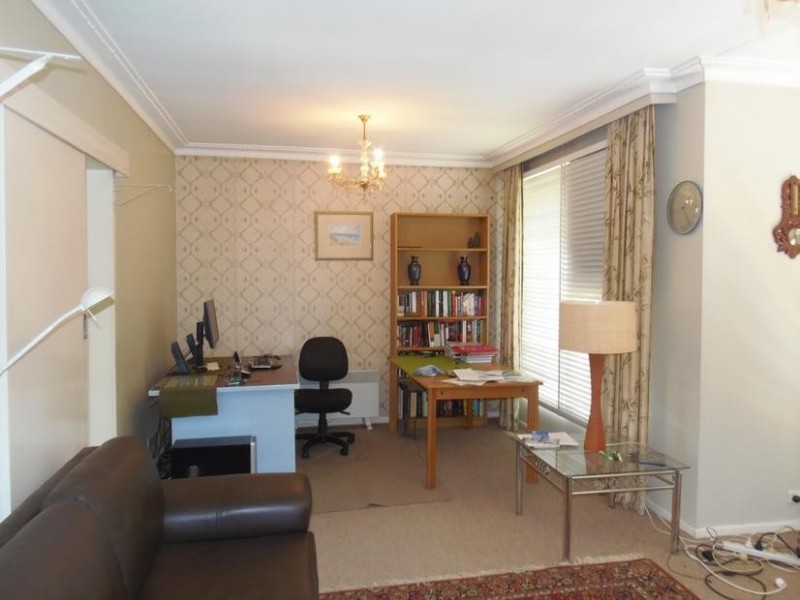 2/2 Dryden Street, Canterbury VIC 3126