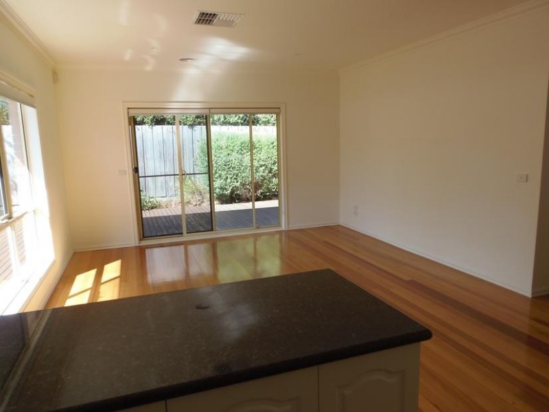 2/28 Chestnut Street, Surrey Hills VIC 3127