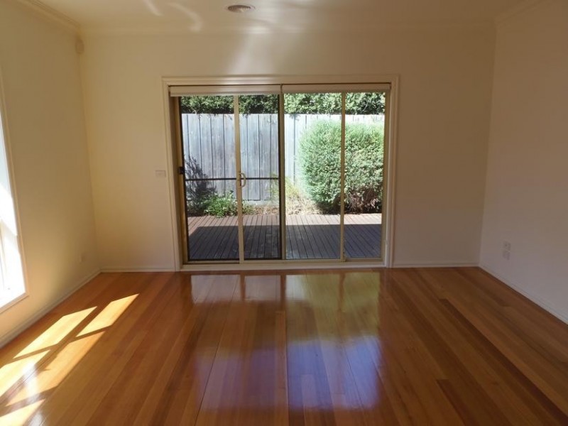 2/28 Chestnut Street, Surrey Hills VIC 3127