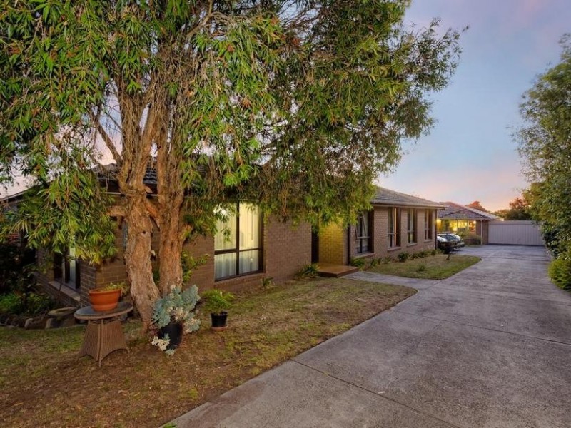 1 & 2/5 Parring Road, Balwyn VIC 3103