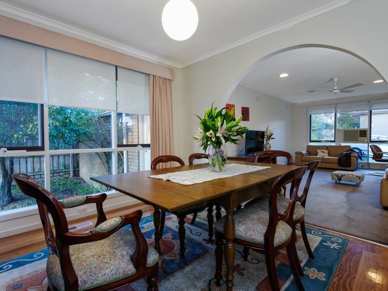 1 & 2/5 Parring Road, Balwyn VIC 3103