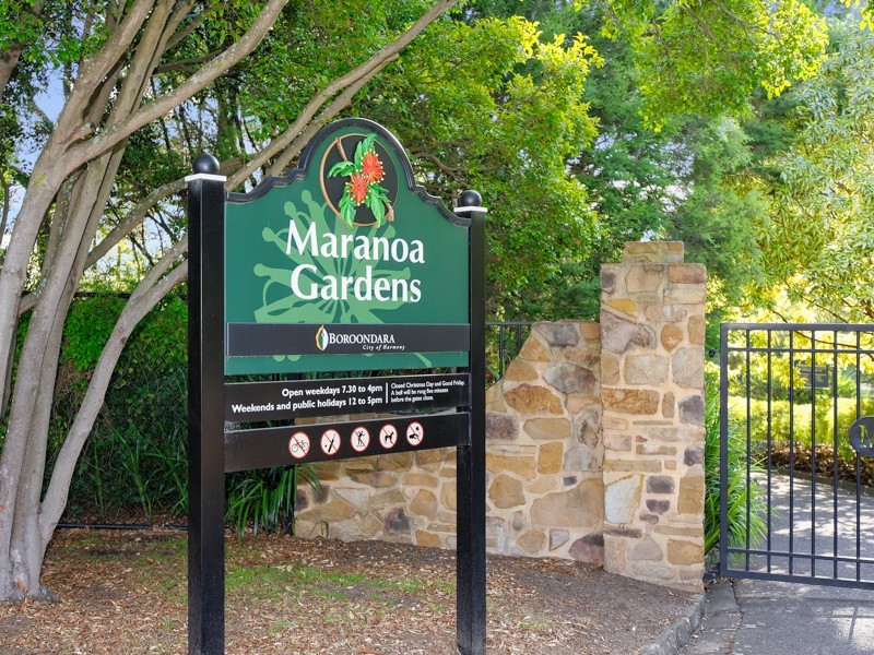 1 & 2/5 Parring Road, Balwyn VIC 3103