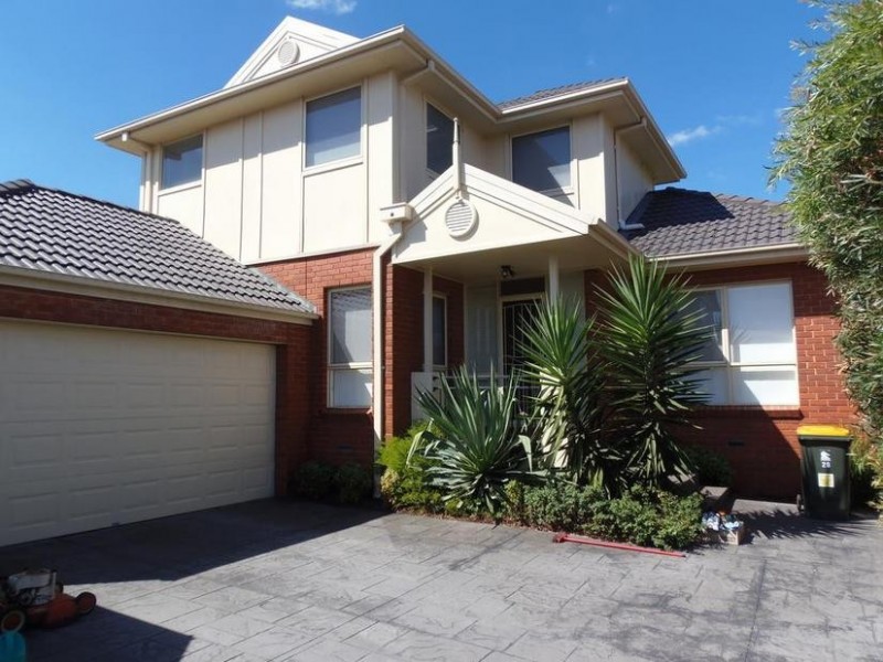 2/28 Chestnut Street, Surrey Hills VIC 3127