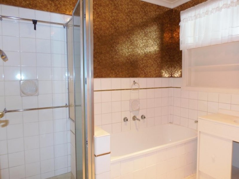 1/11 Iris Road, Glen Iris VIC 3146