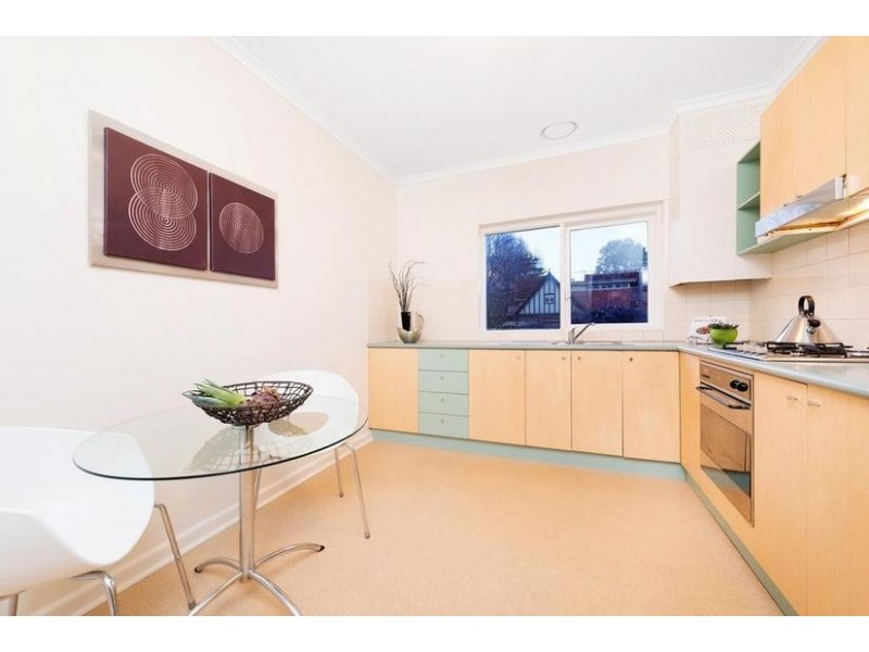 6/66 Wattle Valley Road, Canterbury VIC 3126