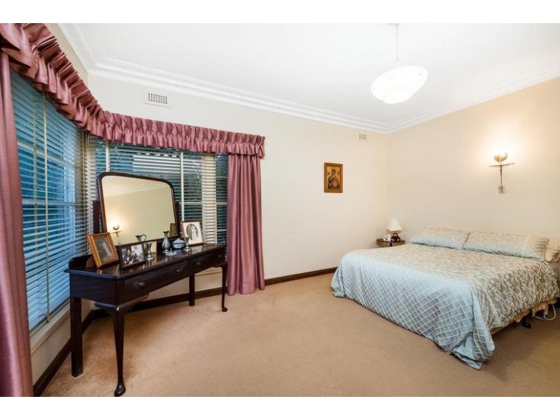 57 Welfare Parade, Glen Iris VIC 3146