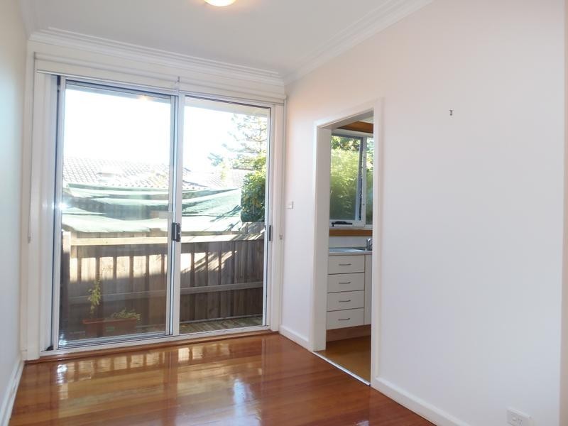 4/17 Garden Road, Camberwell VIC 3124