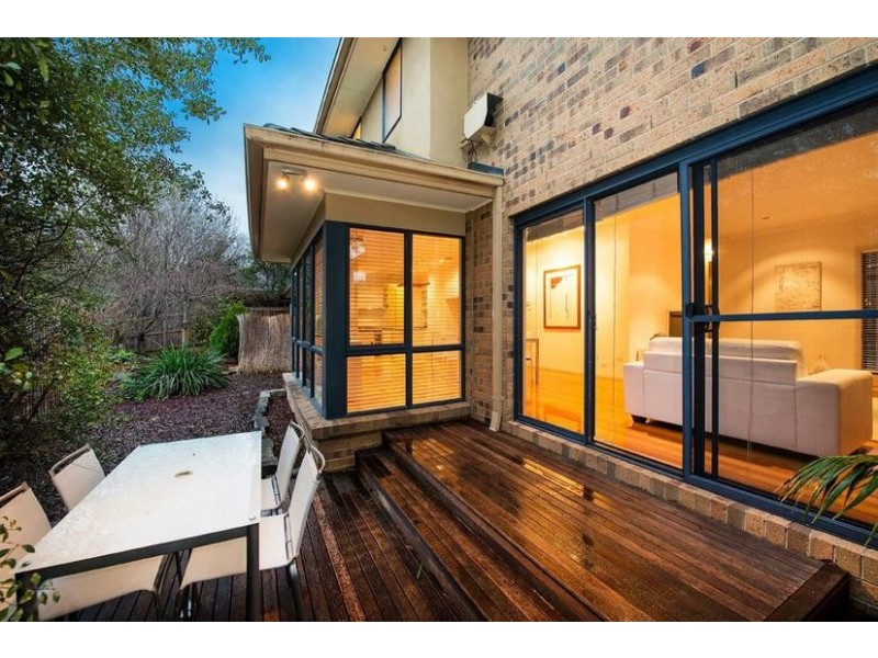 1/20 Van Ness Avenue, Glen Iris VIC 3146