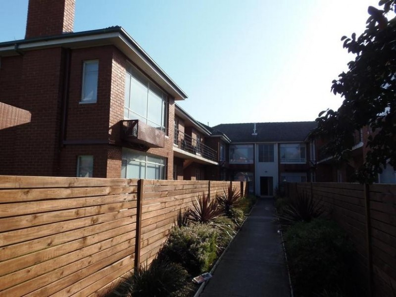 2/177-179 Koornang Road, Carnegie VIC 3163