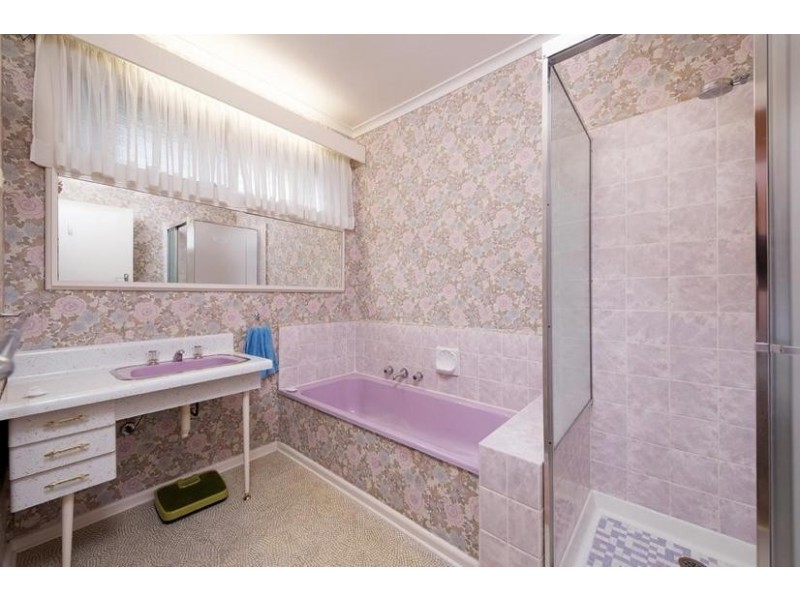28 Gareth Drive, Burwood East VIC 3151