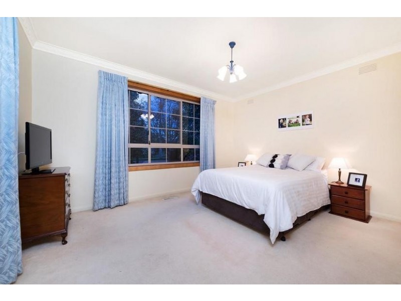 54 Edinburgh Street, Bentleigh East VIC 3165