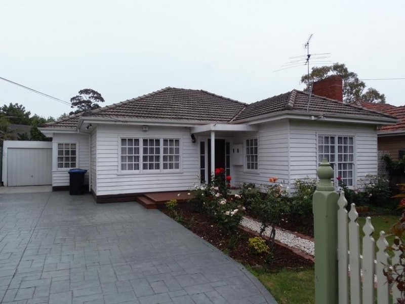38 Ivanhoe Grove, Malvern East VIC 3145