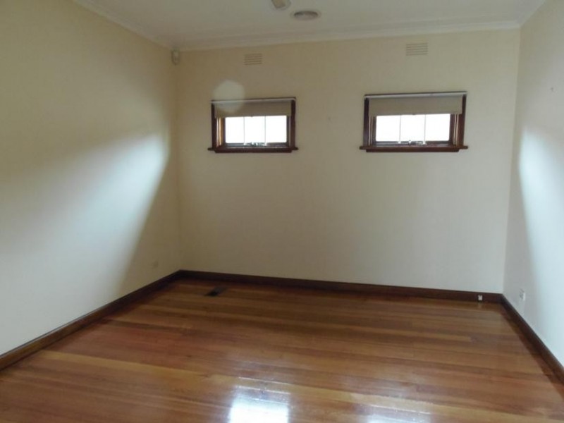38 Ivanhoe Grove, Malvern East VIC 3145