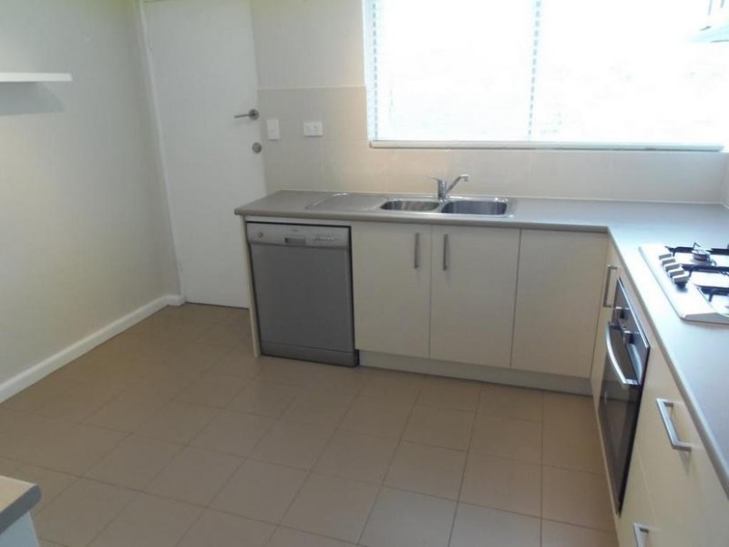 2/13 Myrniong Street, Glen Iris VIC 3146