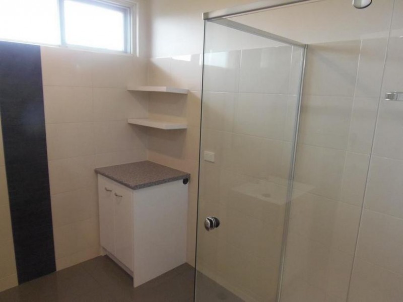 2/13 Myrniong Street, Glen Iris VIC 3146