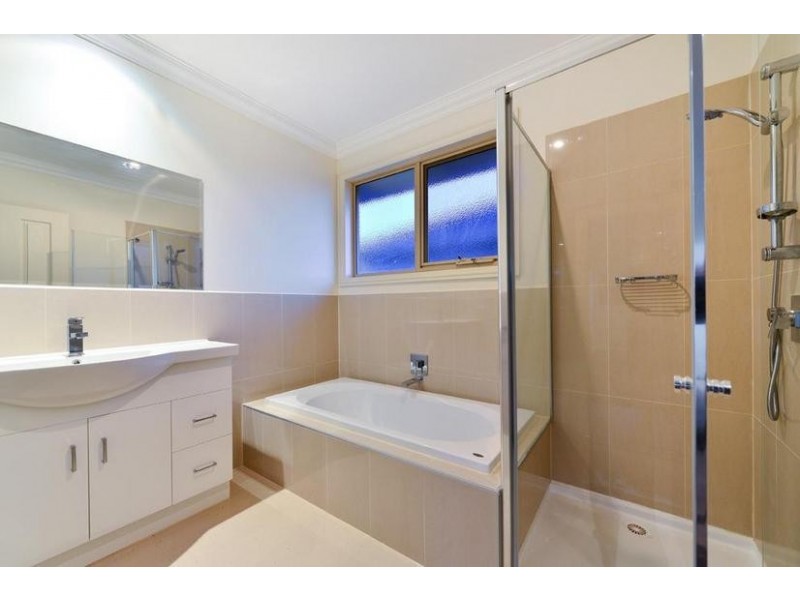 5/5 Walcha Court, Chadstone VIC 3148