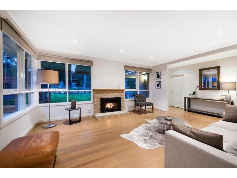 3 Edgerton Road, Mitcham VIC 3132